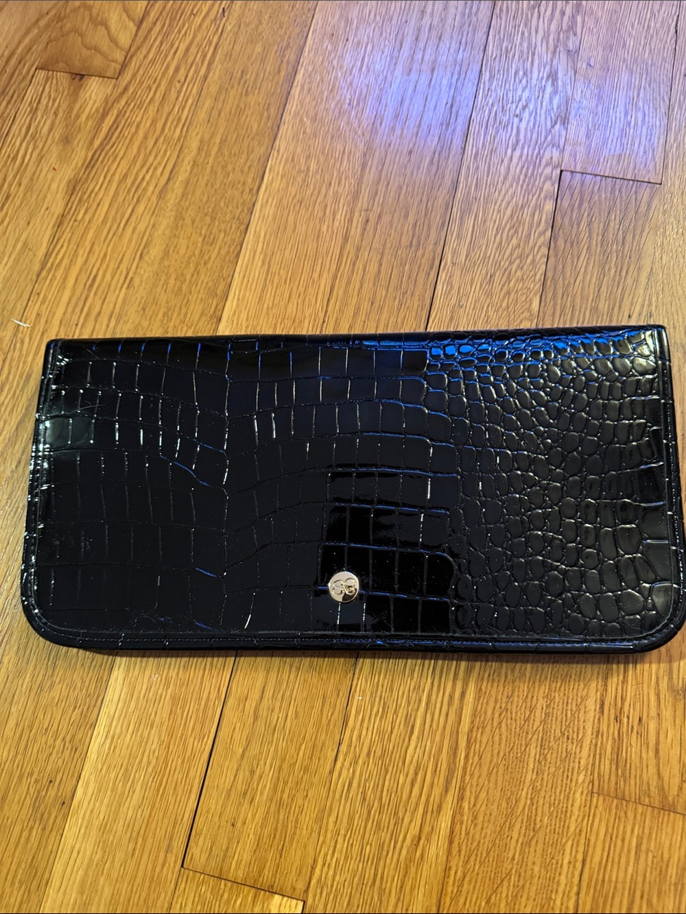 🐷 Samantha Brown Black Croc Embossed Patent Travel Organizer Clutch